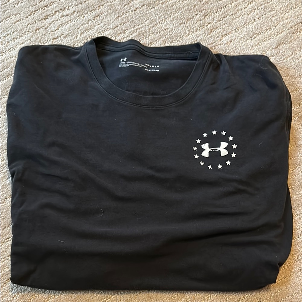 Under Armour Men's Black Shirt